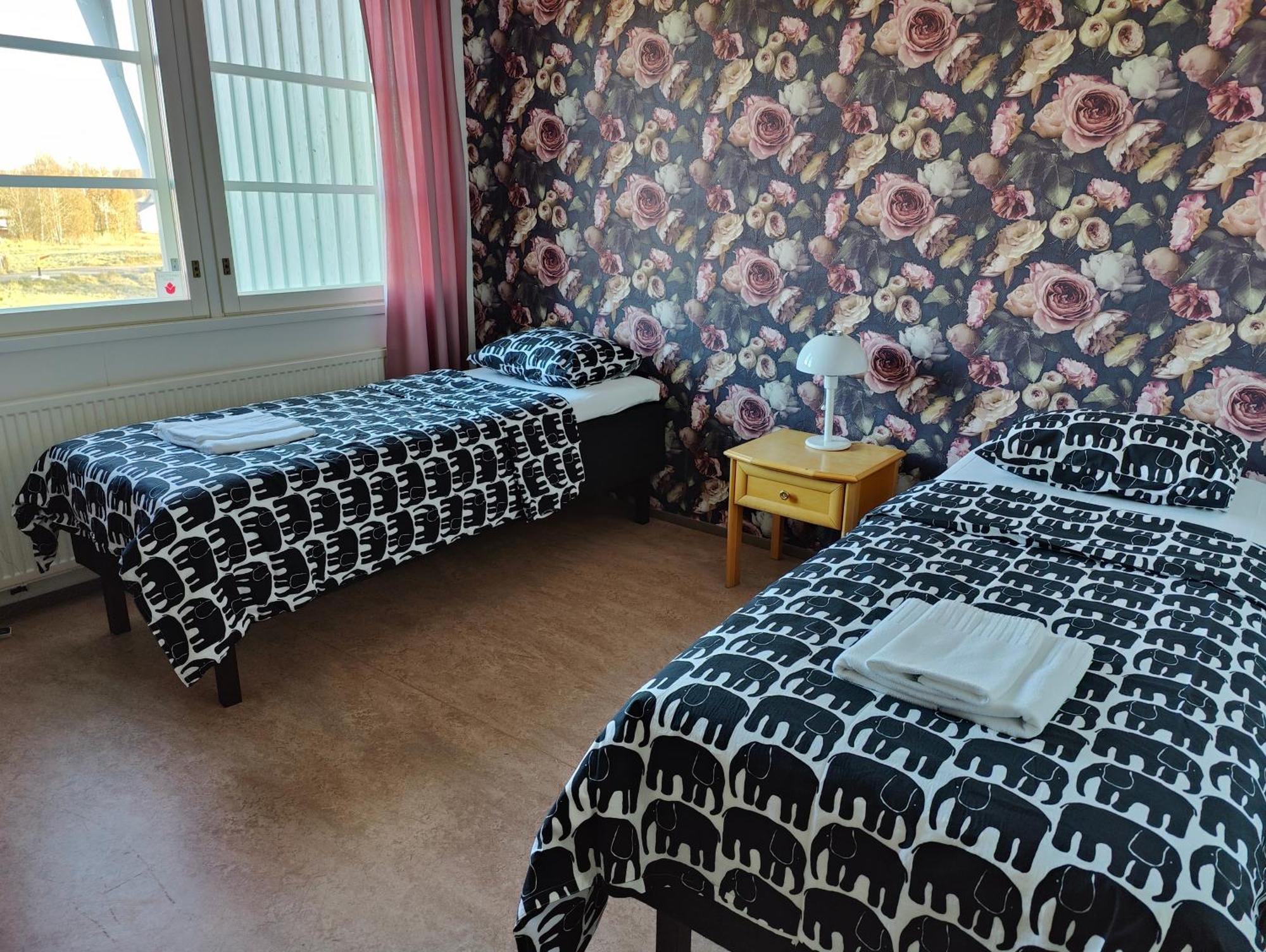 Hotelli Kaustinen Extérieur photo